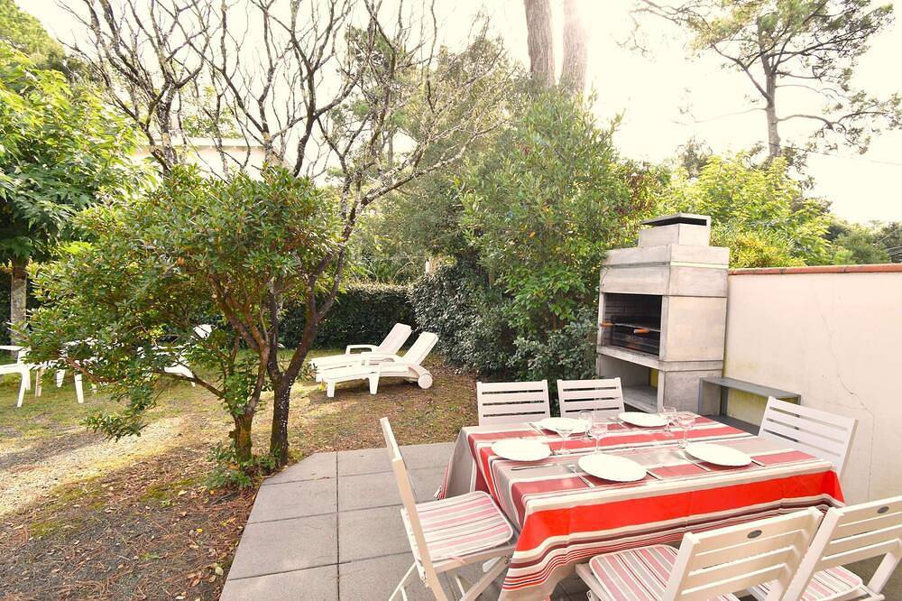 Freistehende Villa Plain Foot Of Renoviert mit Garten und Terrasse in Hossegor-See, Hossegor