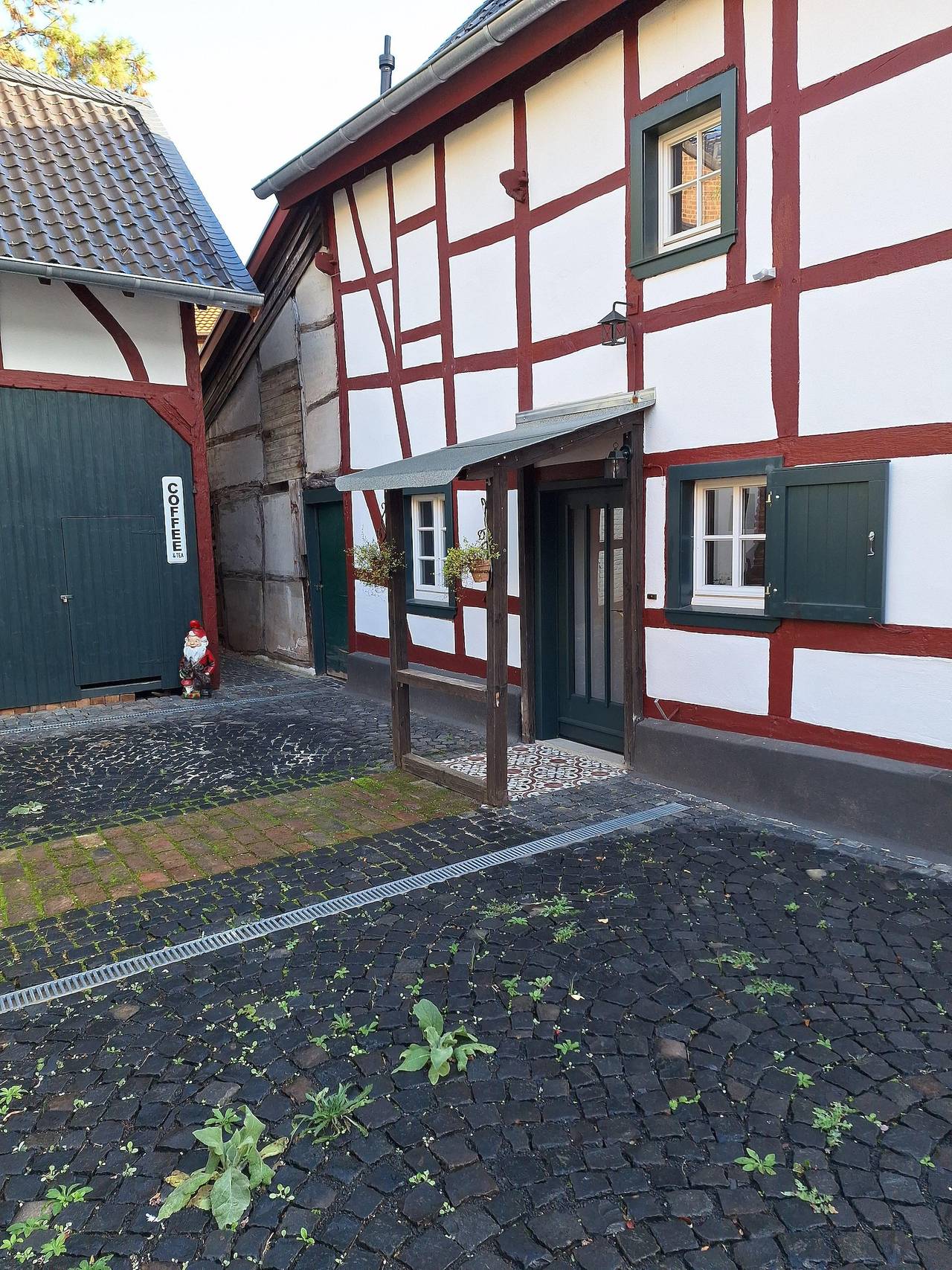 Rosige Zeiten, Ferien im Fachwerkhof in Mechernich, Naturpark Hohes Venn-Eifel