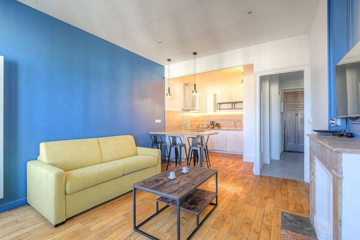 Gîte pour 4 personnes dans Théâtre de la Croix Rousse