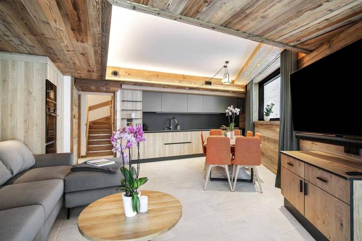 Chambre d’hôte pour 8 personnes, avec vue et jardin, animaux acceptés à Tignes