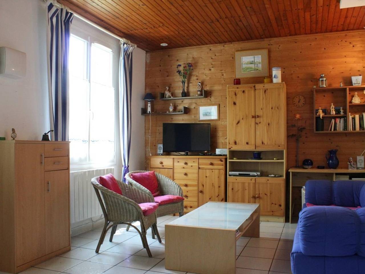 Charmantes Haus nahe Strand und Wald, Parkplatz, Wlan in Le Grand-Village-Plage, Côte de Beauté