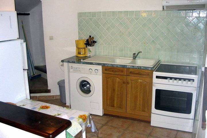 Location de vacances pour 4 personnes, avec piscine et jardin à Flassan - 3