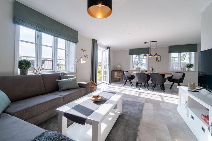 Ferienhaus für 5 Personen, mit Terrasse und Garten sowie Sauna in Oevenum