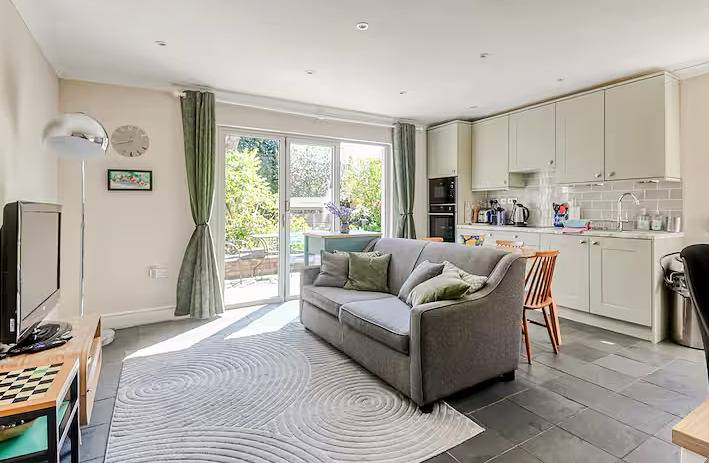 Holiday Rental for 4 People in Birmingham, Birmingham Area