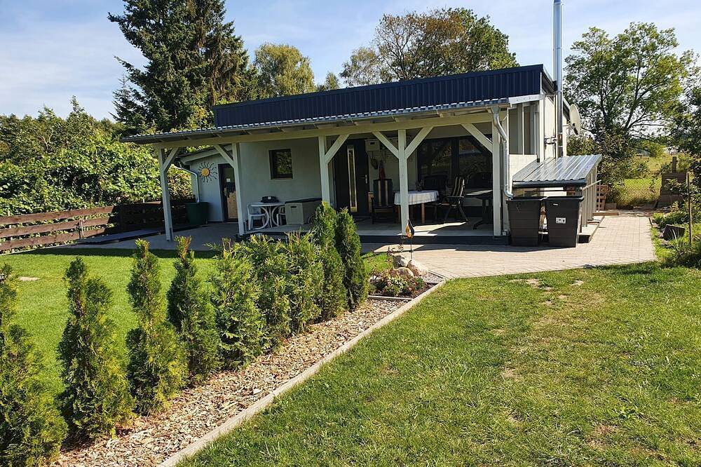 Bungalow in Seenähe, Deutschland in Wesenberg, Mecklenburg-Strelitz
