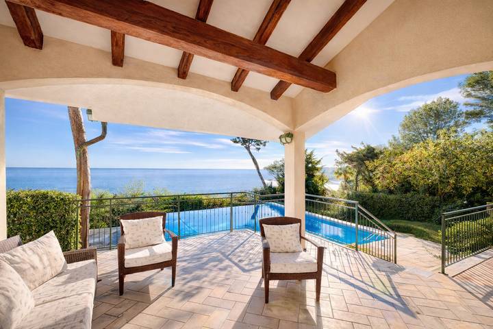 Villa pour 9 personnes, avec terrasse et jardin dans Cap d’Antibes - 4