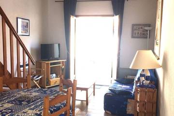 Gîte pour 4 personnes, avec terrasse dans Plage des Sables-Vignier