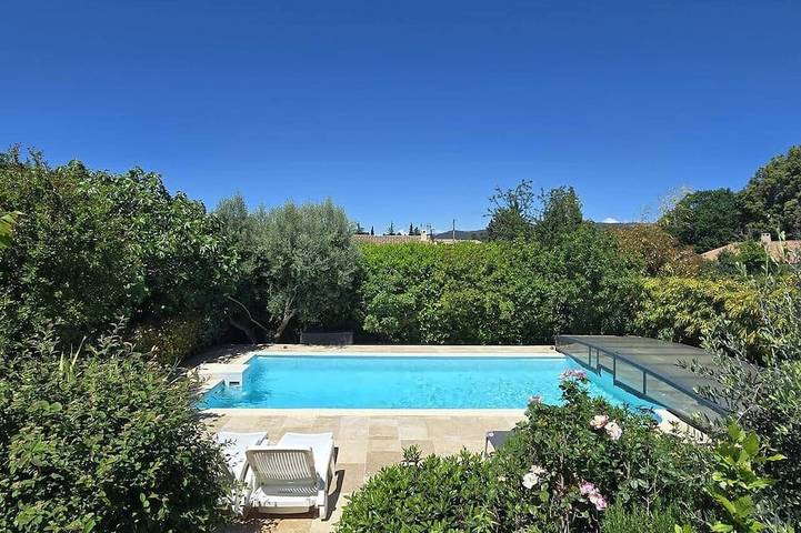 Ferienhaus für 7 Personen, mit Garten und Pool sowie Whirlpool, mit Haustier - 1