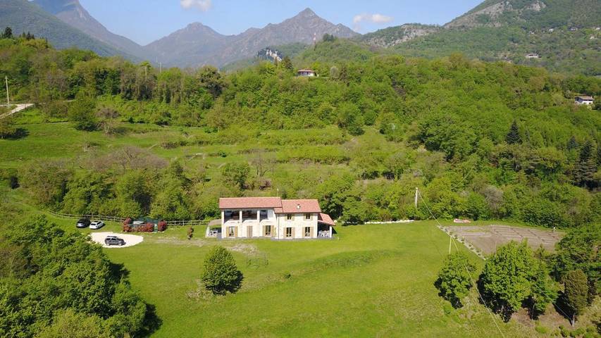 Villa für 7 Personen, mit Seeblick und Garten, mit Haustier in Gargnano - 2