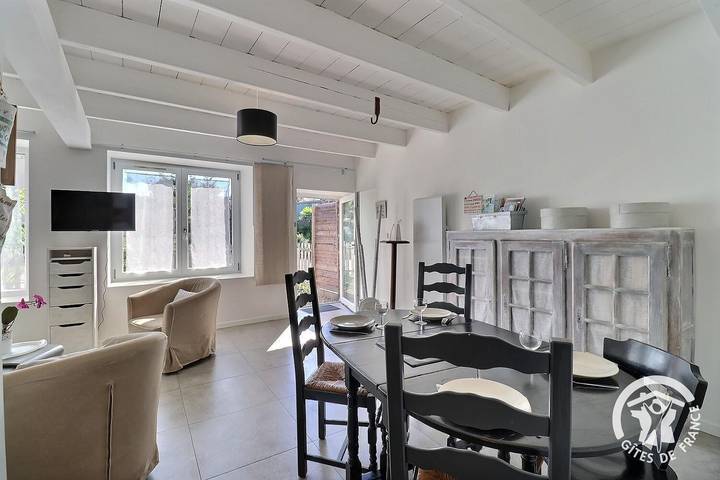 Gîte pour 4 personnes, avec terrasse à Saint-Coulomb - 3