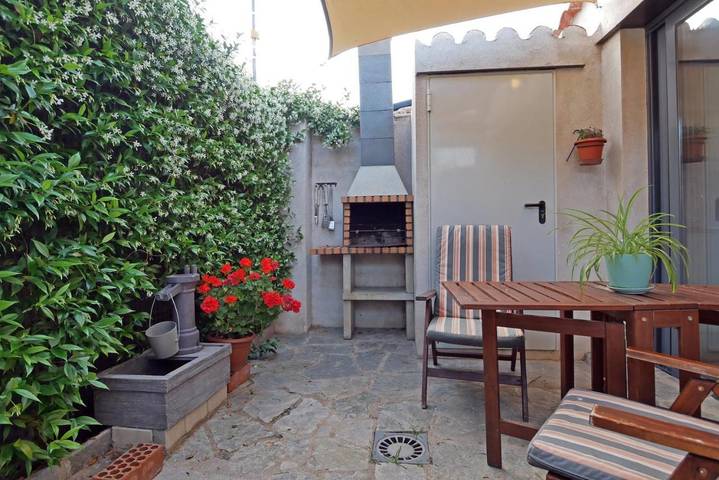 Casa rural para 2 personas, con piscina además de vistas y jardín, Se admiten mascotas en Solosancho
