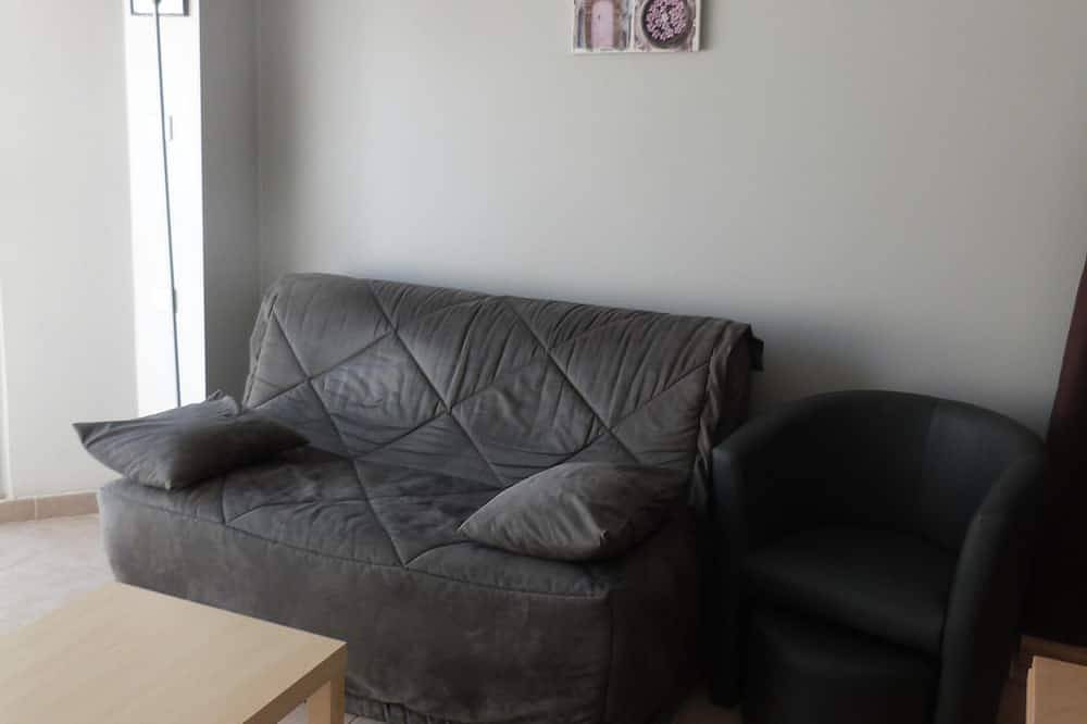 Appartement entier, Appartement Bozouls avec jardin classé 3 étoiles 3 personnes proche Espalion in Bozouls, Aveyron
