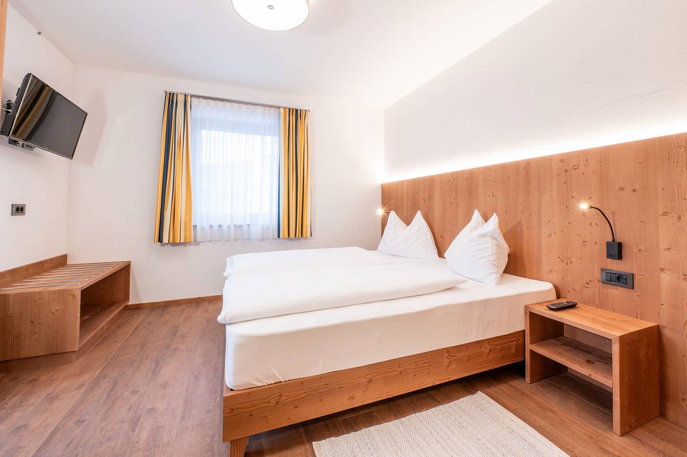 Appartement entier, Appartement 3 pièces Miara avec vue sur les montagnes, Wi-Fi et balcon in San Vigilio di Marebbe, Marebbe