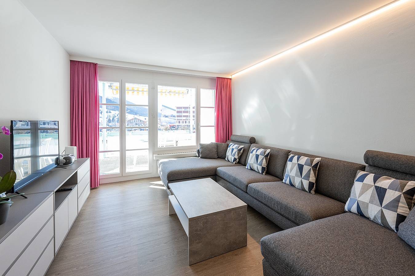 Ganze Ferienwohnung, Tinzenblick 26 in Schatzalp, Davos