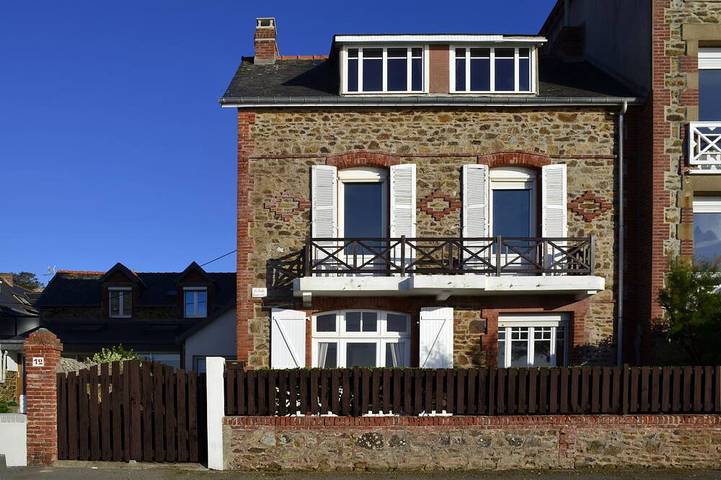 Villa pour 11 personnes, avec jardin et balcon
