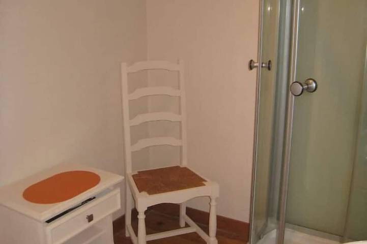 Gîte pour 8 personnes, avec jardin à Issor - 4