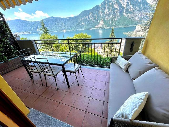 Gîte pour 3 personnes, avec vue sur le lac ainsi que vue et balcon à Campione d'Italia - 2