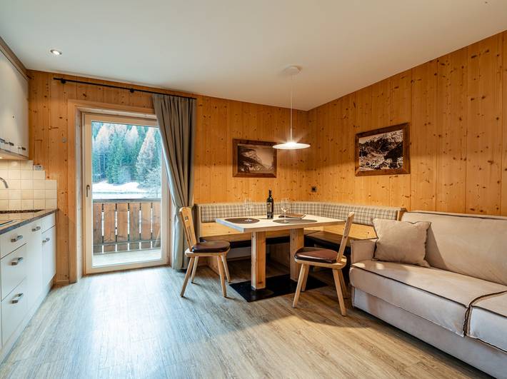 Gîte pour 2 personnes, avec jardin dans Santa Cristina Val Gardena - 2