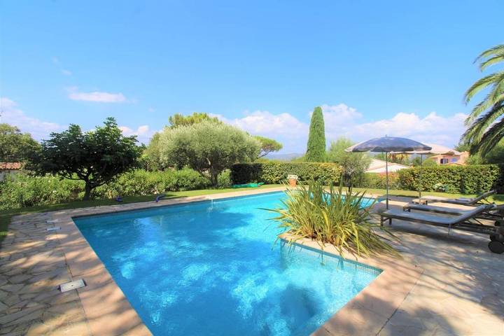 Villa voor 6 personen, with zwembad and terras as well as tuin in Gassin