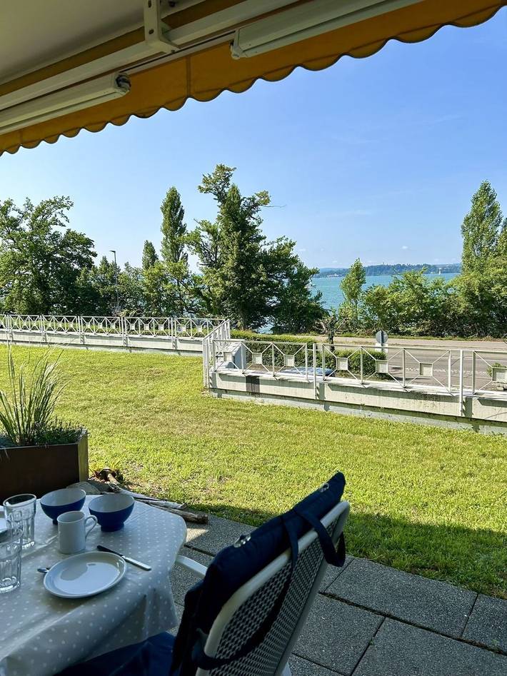Ferienwohnung für 4 Personen, mit Terrasse und Garten sowie Seeblick in Unteruhldingen