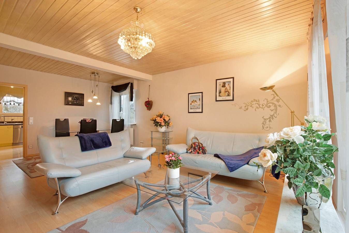 Ganze Wohnung, Ferienwohnung 'Sandra' mit Privatterrasse und Wlan in Berghülen Region