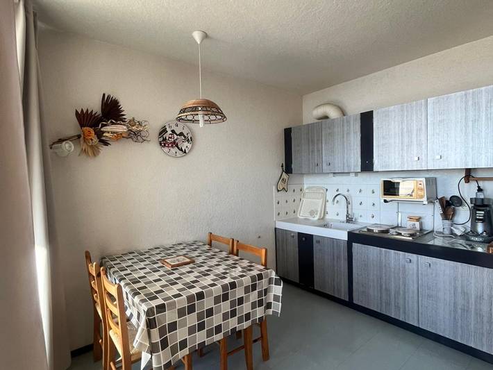 Gîte pour 6 personnes, avec balcon dans Office De Tourisme Super Besse - 2