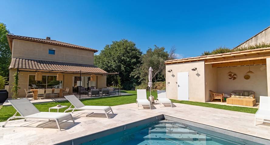 Familienhaus in Collias mit Privatpool in Collias, Nimes und Umgebung