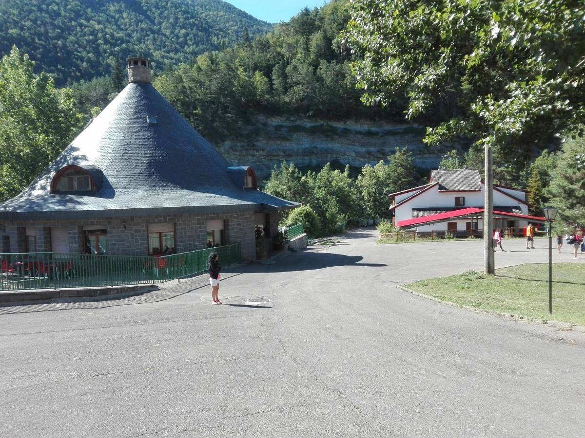 Tent (1-4 Adults) in Broto, Pirineo Aragonés