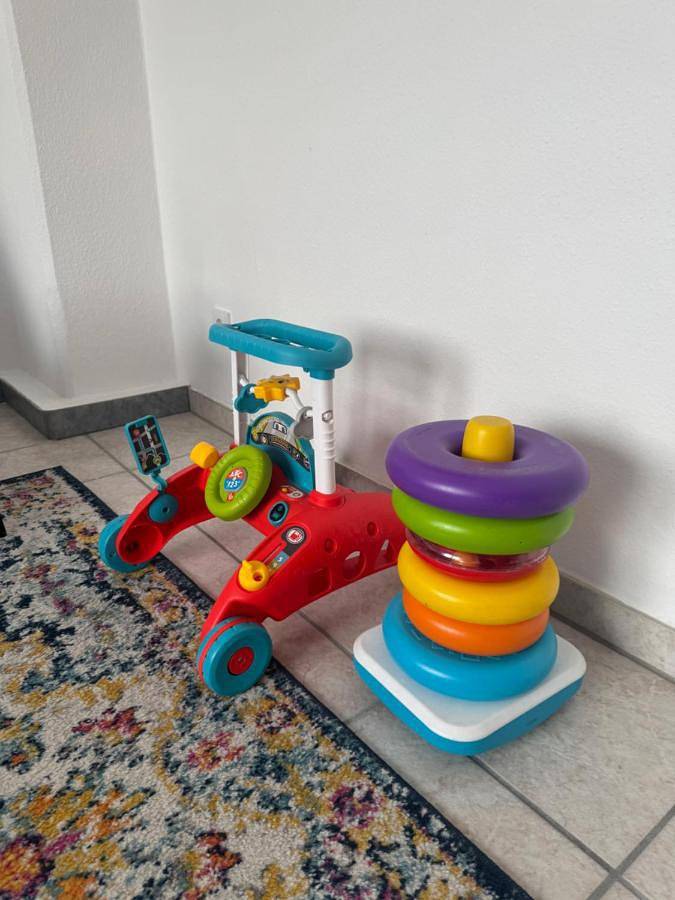 Appartement entier, Helles Apt Wiesbaden Mainz Ffm 2 Schlafzimmer in Ginsheim-Gustavsburg, Hesse du Sud