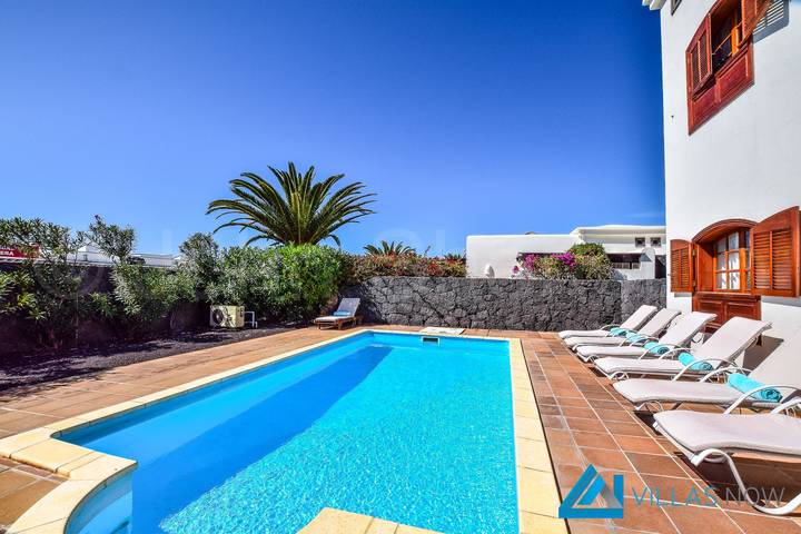 156 - Villa Valentina in Montaña Roja, Yaiza