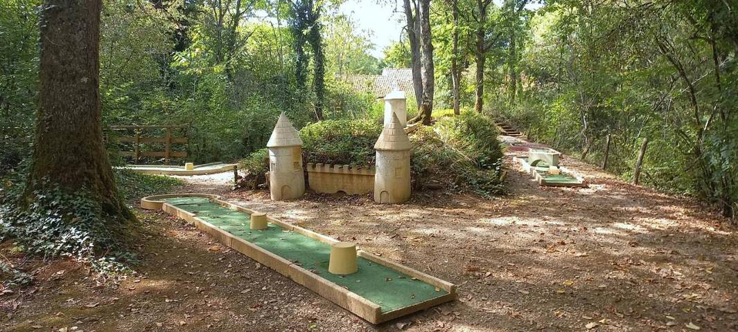 Location de vacances pour 4 personnes, animaux acceptés à Saints-Geosmes - 2