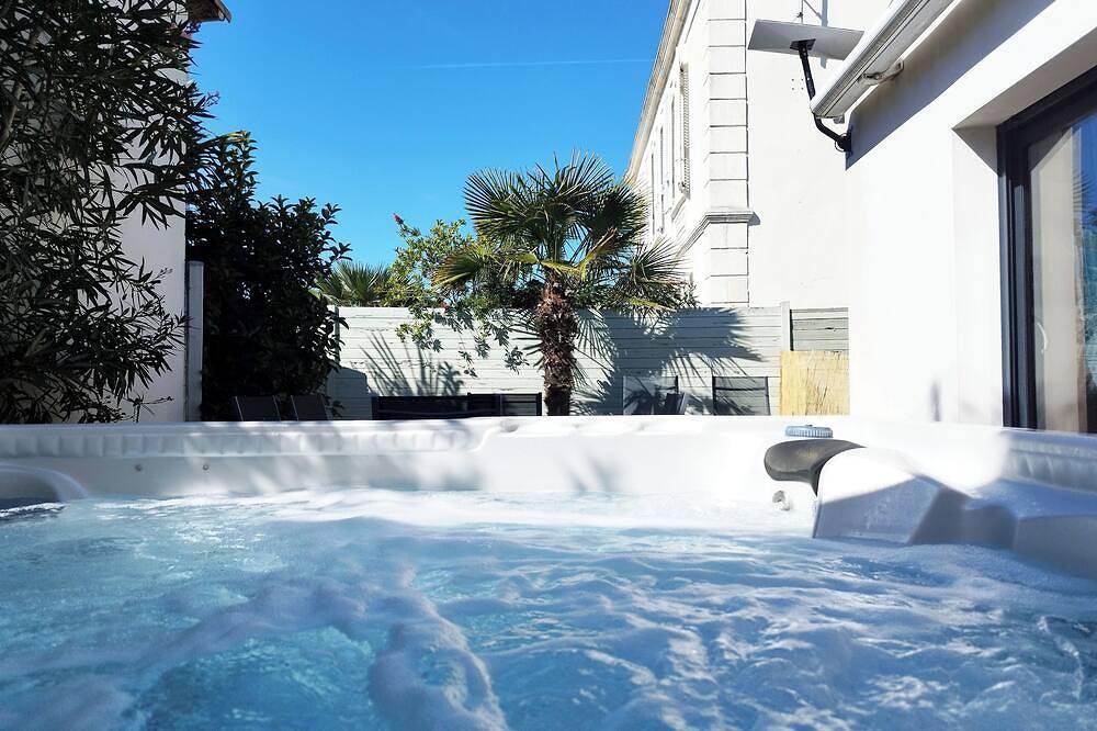 Hübsches charmantes Haus 3 * private Jacuzzi Meer Strand Zentrum Dorf Geschäfte in Angoulins, La Rochelle und Umgebung