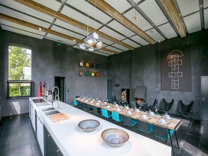 Location de vacances pour 21 personnes, avec jardin à Anhée - 2