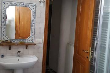 Agriturismo per 3 Persone in San Colombano Certenoli, Riviera di Levante, Foto 4