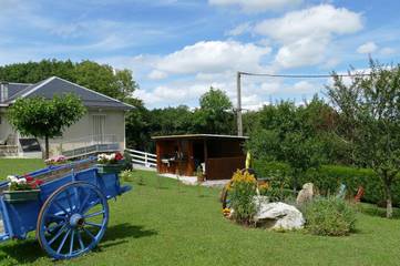 Gîte pour 4 personnes, avec vue et jardin, adapté aux familles à Lacaune