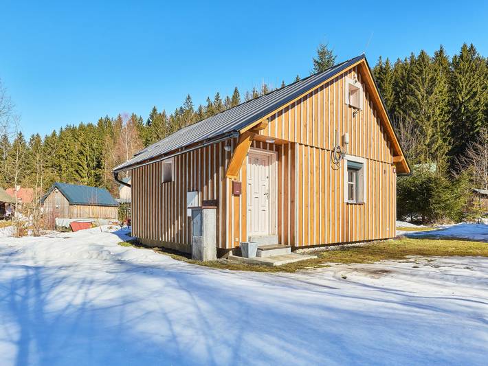 Ferienhaus für 4 Personen, mit Garten und Terrasse