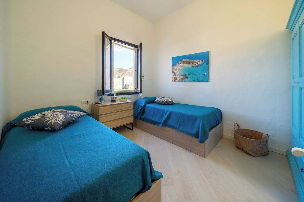 Villa esclusiva per 10 persone\npiscina • Sauna • Palestra\nspiaggia privata in Geremeas, Torre delle Stelle