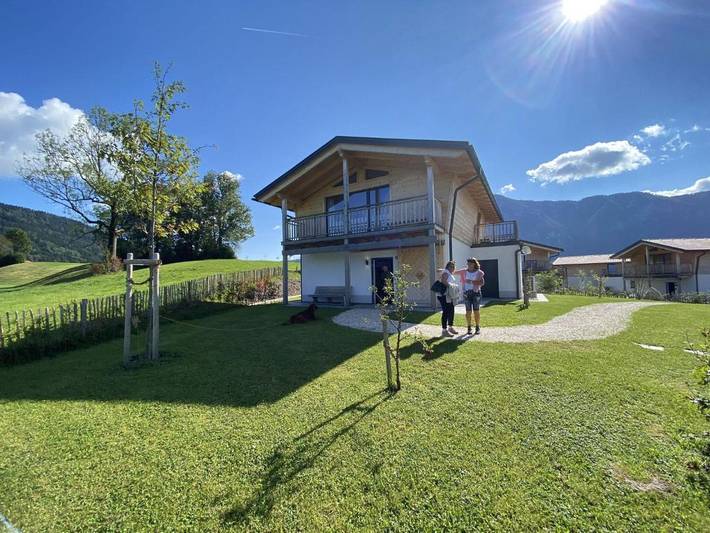 Chalet für 6 Personen, mit Sauna und Pool sowie Garten, kinderfreundlich in Inzell