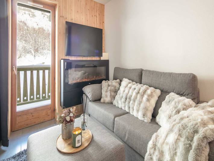 Appartement de vacances pour 6 personnes, avec piscine et balcon, animaux acceptés