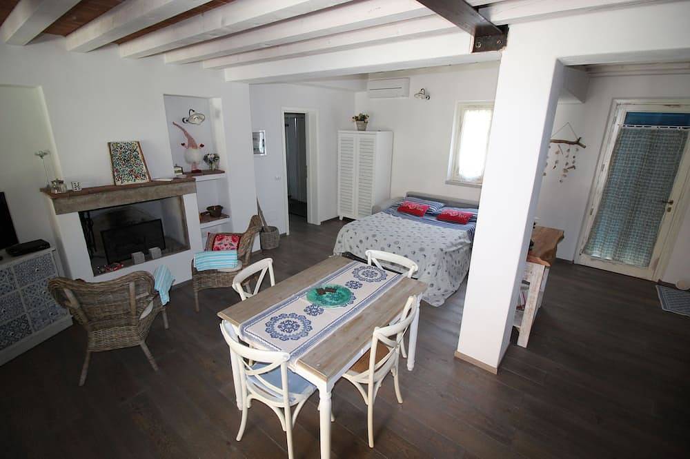 Romantisches Ferienhaus an dem Sonnenküste 80 m vom Meer ro. Chiessi in Chiessi, Elba