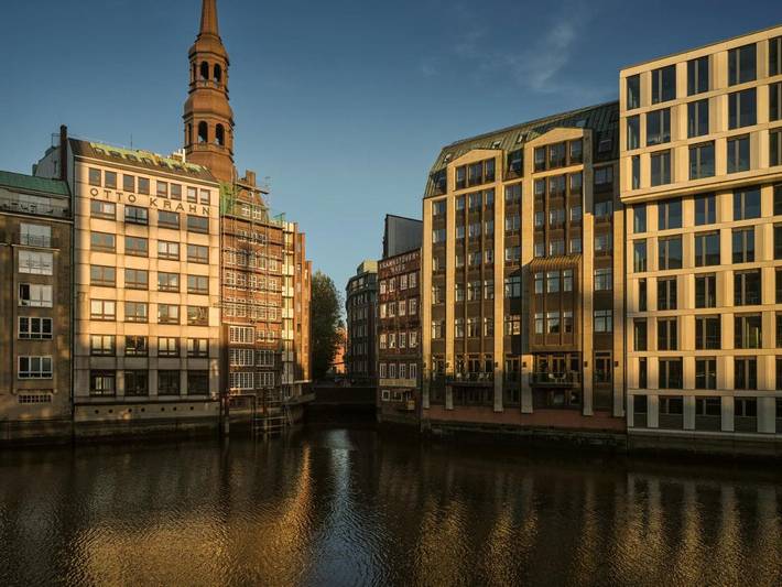 Hotel für 2 Personen, mit Ausblick - 1
