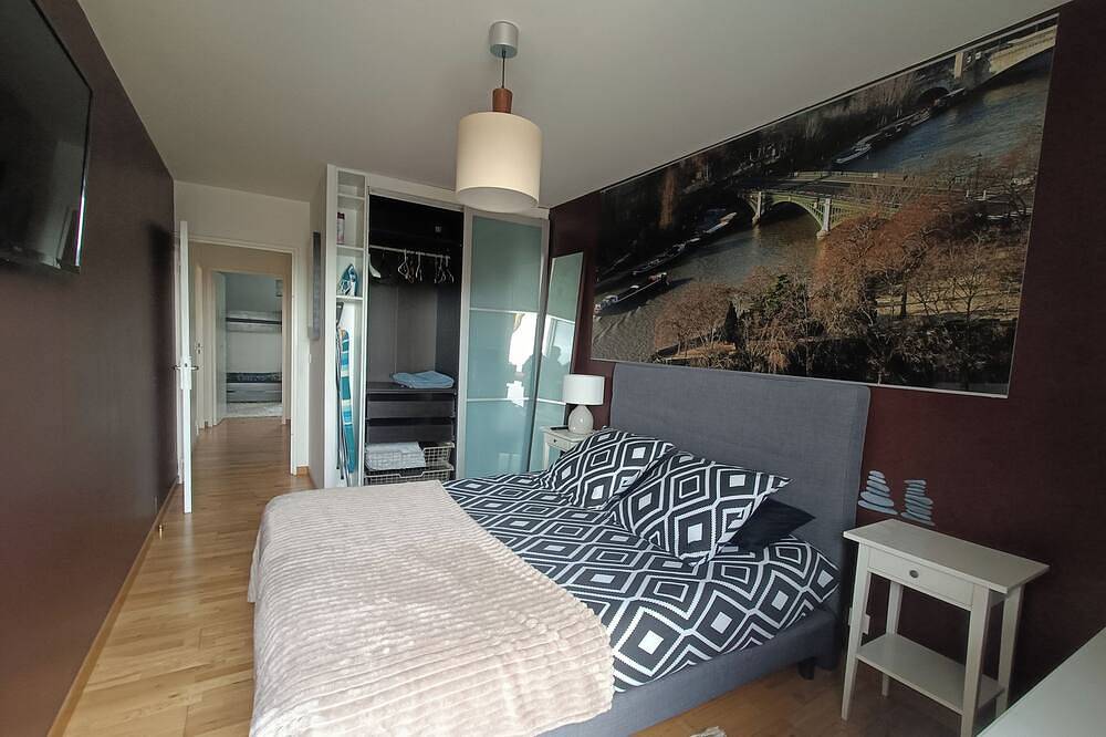 Apartamento entero, Cerca de París / Apartamento familiar completamente amueblado (3 habitaciones + 2 baños) in Saint-Denis, Sena-Saint Denis