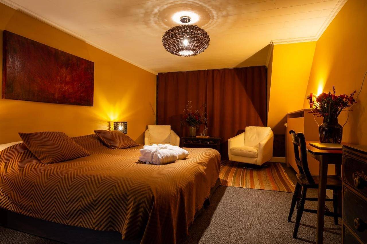Twin Room in Courtrai, Flandre-Occidentale