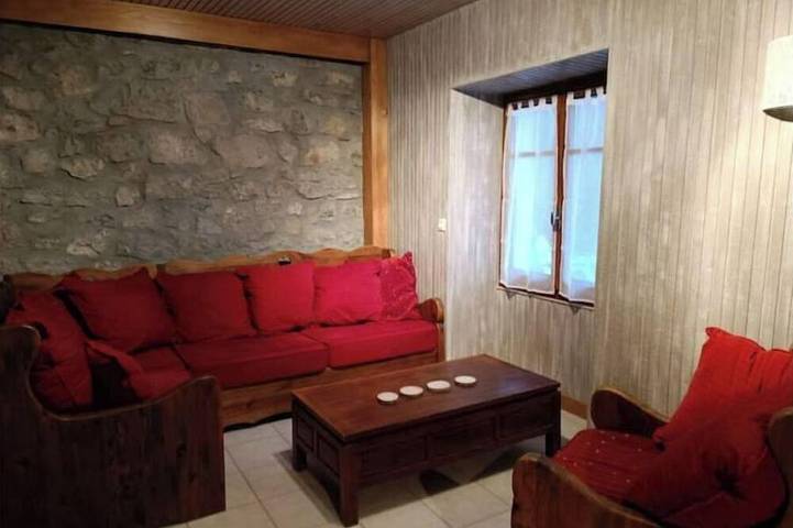 Gîte pour 4 personnes, avec jardin à Viuz-en-Sallaz - 4