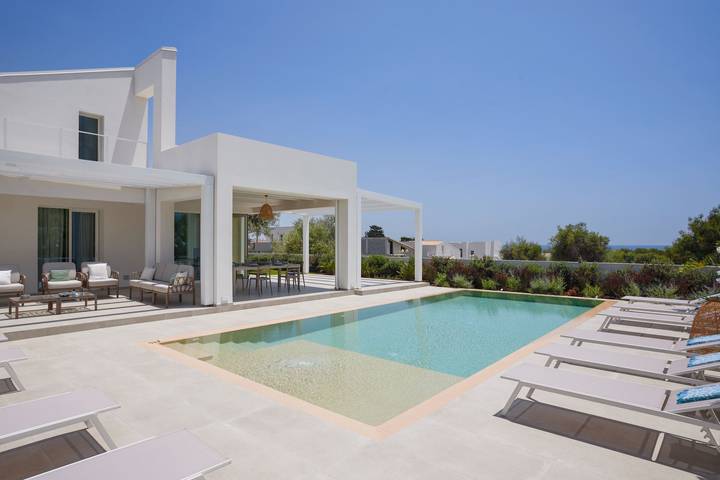 Villa für 10 Personen, mit Garten und Terrasse sowie Pool - 1
