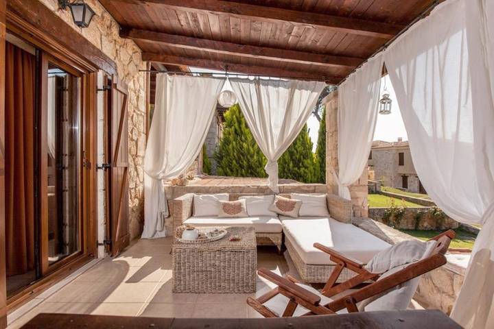 Ferienhaus für 4 Personen, mit Ausblick und Garten sowie Pool, mit Haustier - 1