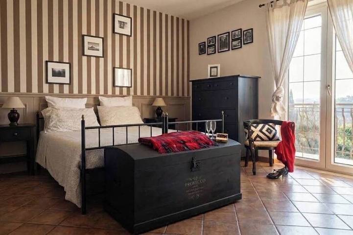 SarKeep - Villa immersa nelle Vigne del Taurasi in Luogosano, Avellino Provinz