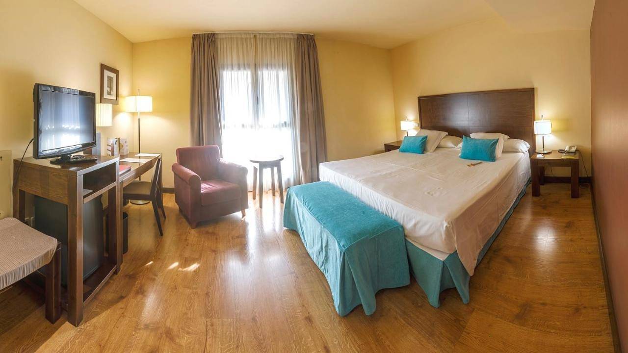 Gran Hotel Ciudad de Barbastro in Barbastro, Provincia de Huesca
