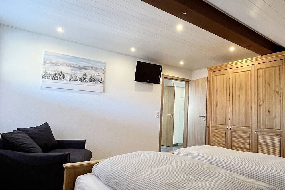 Ganze Wohnung, Ferienwohnung \"Deheim\" Typ D, 85qm mit Infrarotkabine in Todtnauberg (Todtnau), Todtnau