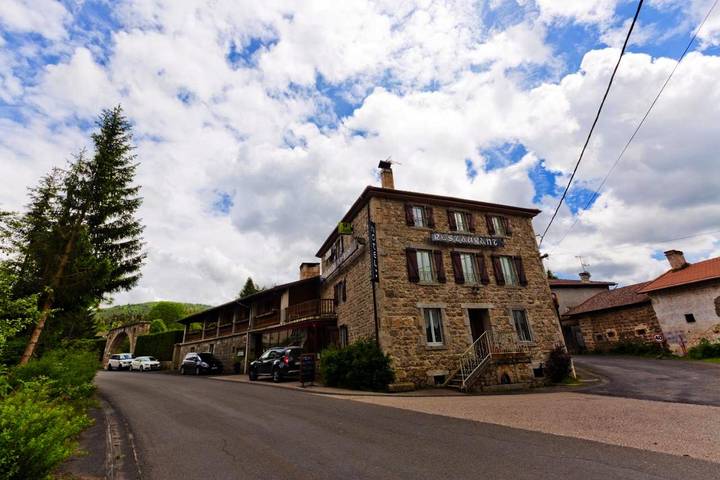 Hôtel pour 2 personnes, avec sauna ainsi que piscine et terrasse à Saint-Romain (Puy-de-Dôme) - 4